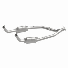 Load image into Gallery viewer, MagnaFlow Direct Fit Catalytic Converter 99-04 LR Discovery V8 OEM - 49720