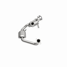 Load image into Gallery viewer, MagnaFlow Direct Fit Catalytic Converter Taurus 96-99 3.0L - 23523