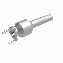 Load image into Gallery viewer, MagnaFlow 15-17 Discovery Sport L4 2 OEM Underbody Direct Fit Converter - 21-538