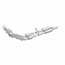 Load image into Gallery viewer, MagnaFlow 2006 Volkswagen Passat 3.6L Direct Fit Converter - 551799