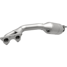 Load image into Gallery viewer, MagnaFlow Direct Fit Catalytic Converter 07-10 Audi S6 5.2L Passenger Rear Manifold - 51181