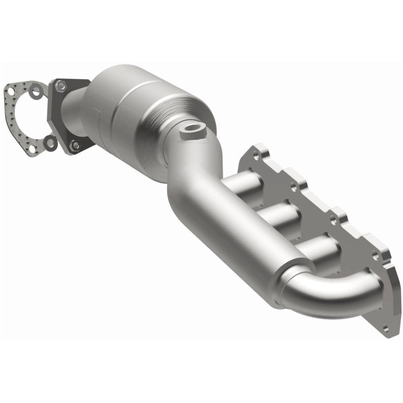 MagnaFlow Direct Fit Catalytic Converter 02-04 Volkswagen Passat 4.0L - 452796