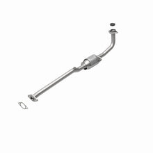 Load image into Gallery viewer, MagnaFlow Direct Fit Catalytic Converter 95-96 Geo Metro 1.0L - 23654