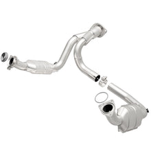 Load image into Gallery viewer, MagnaFlow Direct Fit Catalytic Converter 07-08 Escalade 6.2 Driver Side OEM - 49631