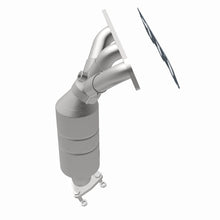 Load image into Gallery viewer, MagnaFlow Direct Fit Catalytic Converter 04-05 Suz Verona2.5 Manifold Front - 50911