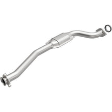 Load image into Gallery viewer, MagnaFlow Direct Fit Catalytic Converter 09-10 Hummer H3T 3.7L - 51476