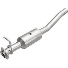 Load image into Gallery viewer, MagnaFlow 16-19 Ford F-53 V10 6.8L Underbody Direct-Fit Catalytic Converter - 280447