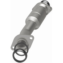 Load image into Gallery viewer, MagnaFlow Direct Fit Catalytic Converter 11-15 Sienna 3.5 Underbody - 52549