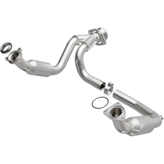 MagnaFlow 09-10 Cadillac Escalade 6.2L Direct Fit Converter - 5551631