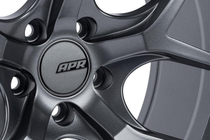 APR A01 Flow Formed 20x9.0 / 5x112 / ET42 / 66.5mm Bore / Gunmetal Grey Wheel - WHL00009