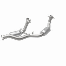 Load image into Gallery viewer, MagnaFlow Direct Fit Catalytic Converter 96-99 Ford Taurus3.0L 50S - 444033