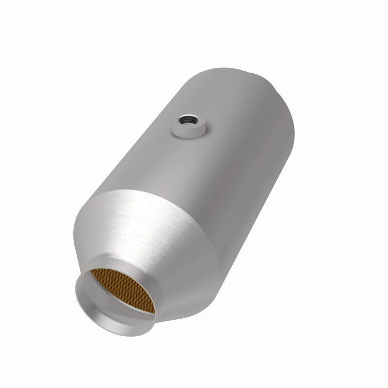 MagnaFlow MagnaFlow 2.5 in. OEM Grade Federal / EPA Compliant Universal Catalytic Converter - 51366