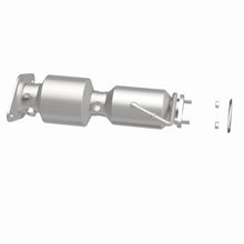 Load image into Gallery viewer, MagnaFlow Direct Fit Catalytic Converter 13-15 Hyundai Veloster 1.6L Underbody - 52855