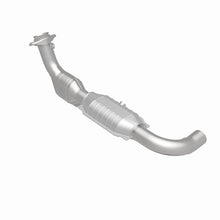 Load image into Gallery viewer, MagnaFlow Direct Fit Catalytic Converter 99-00 Ford Exped 4.6L - 447111