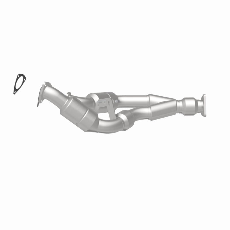 MagnaFlow Direct Fit Catalytic Converter 04-06 VW Touareg 3.2L - 51499