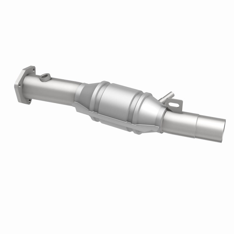 MagnaFlow Direct Fit Catalytic Converter 95 Volkswagen Golf 2.8L - 23713