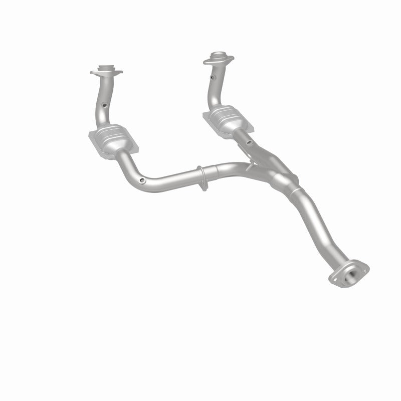 MagnaFlow Direct Fit Catalytic Converter 07 Jeep Liberty 3.7L - 23957