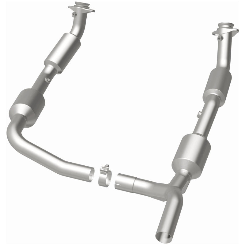 MagnaFlow Direct Fit Catalytic Converter OEM 07-08 Ford E-150 - 5582640