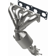Load image into Gallery viewer, MagnaFlow 2014 Jeep Cherokee 2.4L Direct Fit Converter - 5551158