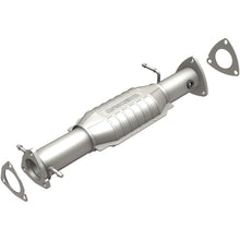 Load image into Gallery viewer, MagnaFlow Direct Fit Catalytic Converter 96-97 GM S10 Pickup 4.3L - 93484