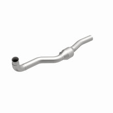 Load image into Gallery viewer, MagnaFlow Direct Fit Catalytic Converter 06- GM Silv/Sierra 6.6L - 60502