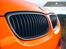 Load image into Gallery viewer, AutoTecknic Carbon Front Grille Set - BMW E92/ E93 3-Series Pre-LCI (Including E9X M3)