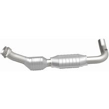 Load image into Gallery viewer, MagnaFlow Direct Fit Catalytic Converter 97-99 E-150/250 D/S 4.6L - 93390