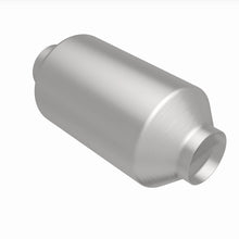 Load image into Gallery viewer, MagnaFlow GM 3500/4500 HD 6.0L 3in Universal Converter - 51809