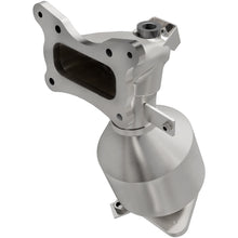 Load image into Gallery viewer, MagnaFlow Direct Fit Catalytic Converter 12-14 Honda CR-V 2.4L - 52020