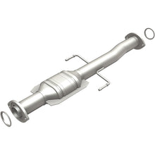 Load image into Gallery viewer, MagnaFlow Direct Fit Catalytic Converter 01-04 Toyota Tacoma 2.4L Rear - 51453