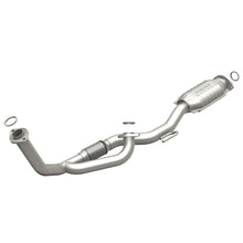 Load image into Gallery viewer, MagnaFlow Direct Fit Catalytic Converter 98-03 Avalon/Camry 3.0L - 51091