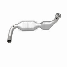 Load image into Gallery viewer, MagnaFlow Direct Fit Catalytic Converter 01 Ford Trucks 5.4L - 447125