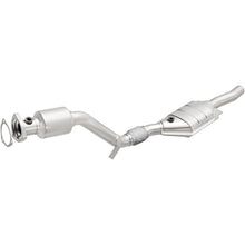 Load image into Gallery viewer, MagnaFlow Direct Fit Catalytic Converter 03 Volkswagen Passat 2.8L - 51589
