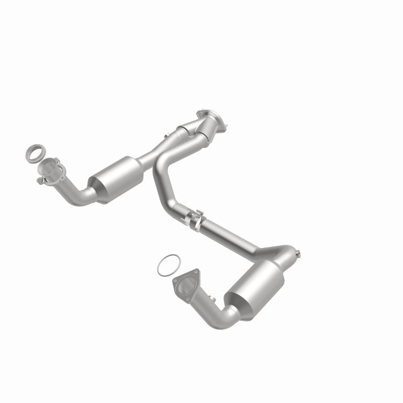 MagnaFlow DF Catalytic Conv OEM 2005 GMC Sierra/Chevrolet Silverado 1500/Cadillac Escalade Underbody - 4551419
