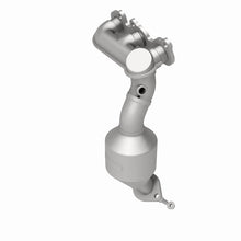 Load image into Gallery viewer, MagnaFlow Direct Fit Catalytic Converter 08-09 Toyota Highlander 3.3L - 51540