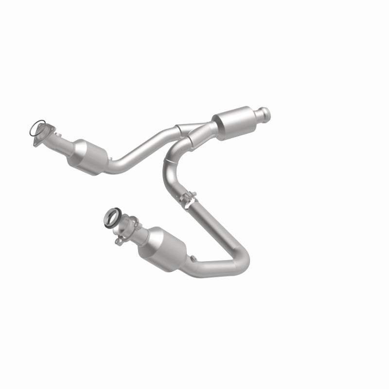 MagnaFlow 14-15 Chevrolet Silverado 1500 Underbody 4.3L / 5.3L Direct-Fit Catalytic Converter - 280424