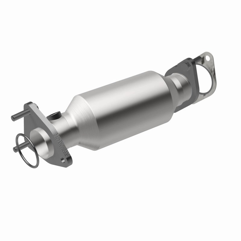 MagnaFlow 05-17 Nissan Frontier 4.0L Direct Fit Converter - 5582665