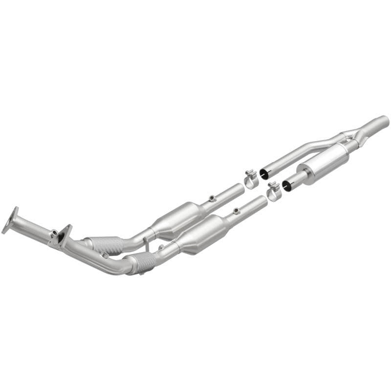 MagnaFlow Direct Fit Catalytic Converter California Grade 06-09 Audi A3 Quattro 3.2L - 5461873