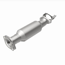 Load image into Gallery viewer, MagnaFlow 07-09 Hyundai Santa Fe 3.3L Direct Fit Converter - 5592426