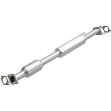 Load image into Gallery viewer, MagnaFlow 16-17 Hyundai Sonata L4 2.0L OEM Grade / EPA Compliant Direct-Fit Catalytic Converter - 21-147