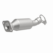 Load image into Gallery viewer, MagnaFlow Direct Fit Catalytic Converter 12-16 Toyota Prius C 1.5L - 5671448