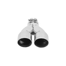 Load image into Gallery viewer, Flowmaster SS Tip 2.50in.IN X 3in. Dual Angle Clamp - 15307