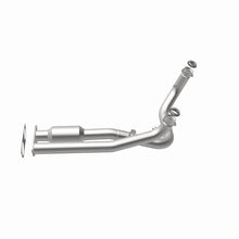 Load image into Gallery viewer, MagnaFlow California Grade Direct-Fit Catalytic Converter 96-00 Chevrolet / GMC K3500 V8 7.4L - 4451470