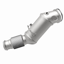 Load image into Gallery viewer, MagnaFlow 18-22 BMW 530e OEM Grade Federal / EPA Compliant Direct-Fit Catalytic Converter - 280543