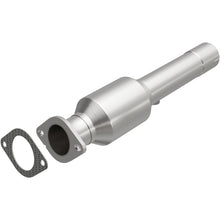 Load image into Gallery viewer, MagnaFlow 02-06 Sierra 2500HD 6.0L Direct Fit Converter - 21-989
