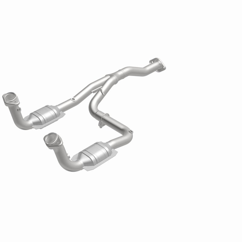 MagnaFlow Direct Fit Catalytic Converter 07 Jeep Liberty 3.7L - 23957