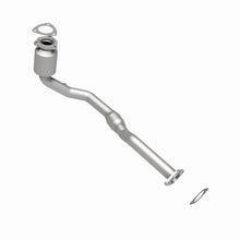 Load image into Gallery viewer, MagnaFlow Conv DF 02-03 Saturn Vue 3.0L Front - 24323