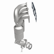 Load image into Gallery viewer, MagnaFlow Direct Fit Catalytic Converter 01-03 Toyota Rav4 2.0L L4 - 452013