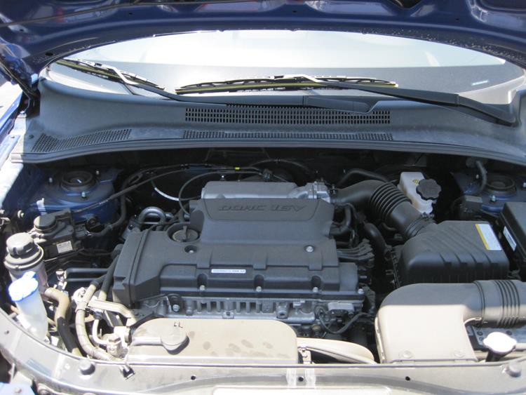 K&N 00-09 Hyundai Coupe/Elantra/Tiburon/Tucson / 05-10 Kia Drop In Air Filter - 33-2201