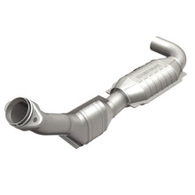 Load image into Gallery viewer, MagnaFlow Direct Fit Catalytic Converter 01 Ford Trucks 4.6L - 51227